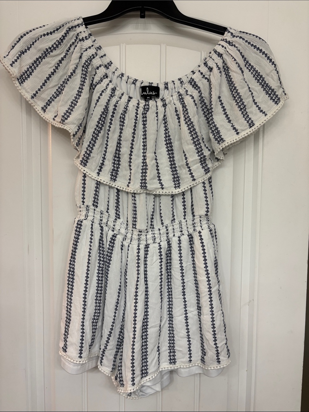 Lulu's White & Navy Striped Off-Shoulder Romper Women’s size medium